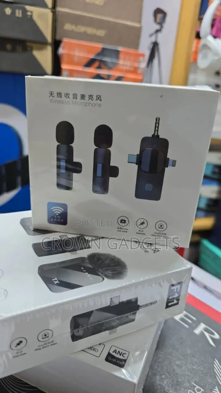 3-in-1 Wireless Microphone for iPhone Type-C Camera