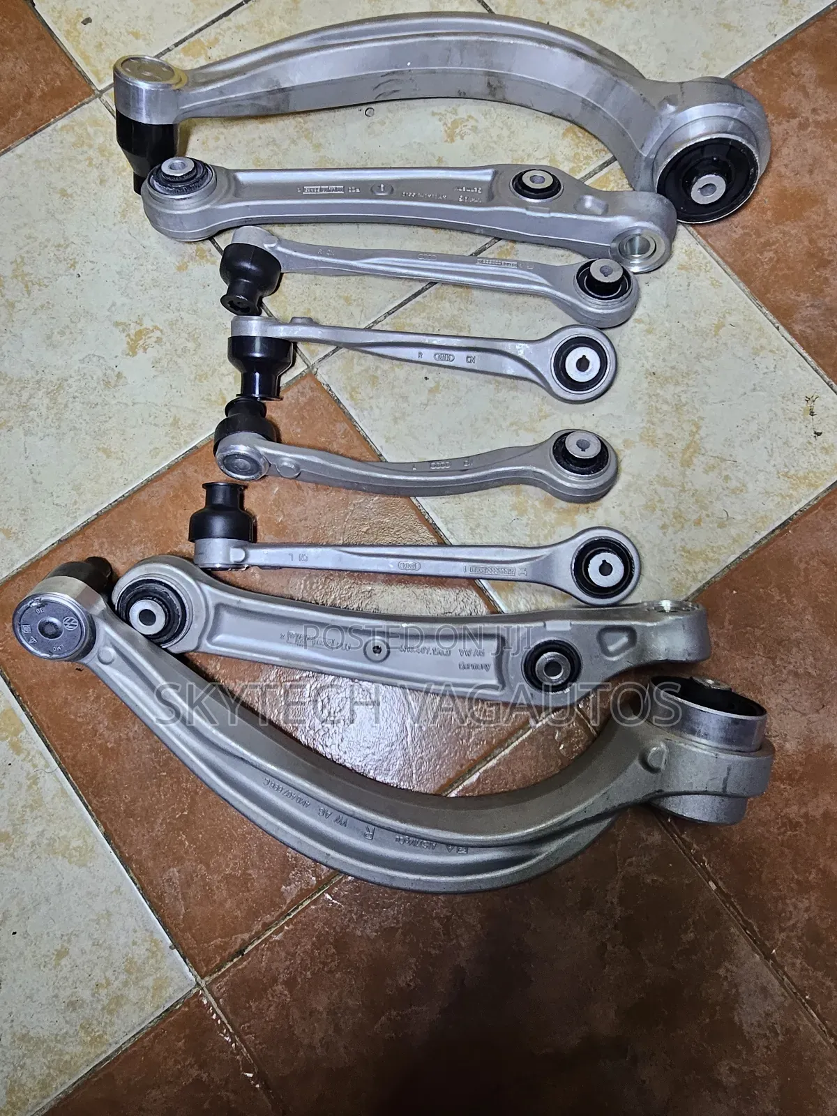 Audi Q7 Wishbone/ Suspension Arms