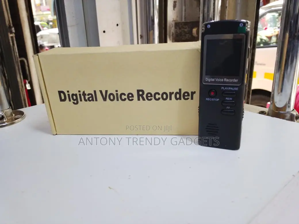Digital Voice Recorder (8gb) With Accessories