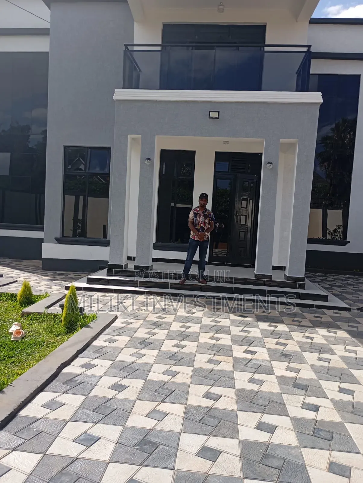 5bdrm Maisonette in Varsity Ville, Kamakis for sale