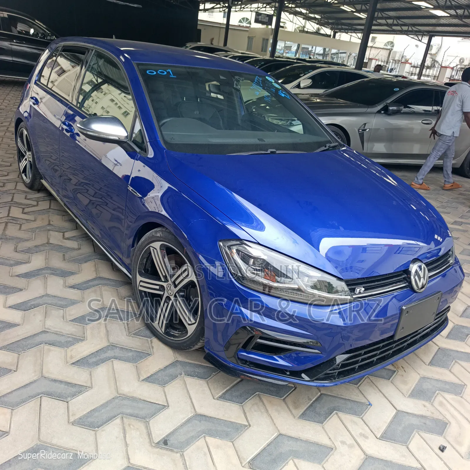 Volkswagen Golf R 4-Door w/DCC & Navigation 2019 Blue