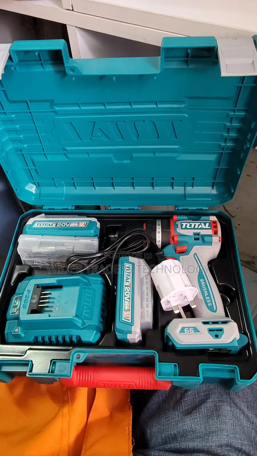 Total 20v 66nm Compact Brushless Cordless Impact Drill Set