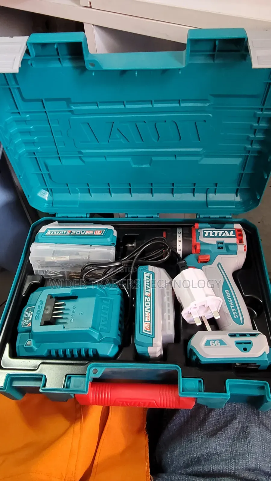 Total 20v 66nm Compact Brushless Cordless Impact Drill Set