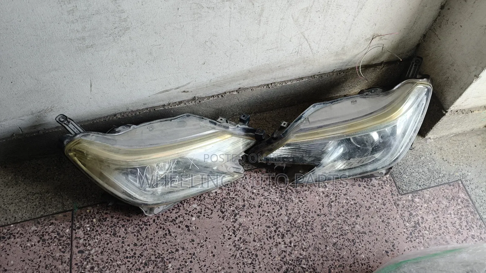 Toyota Mark X 2016 Xenon Headlights