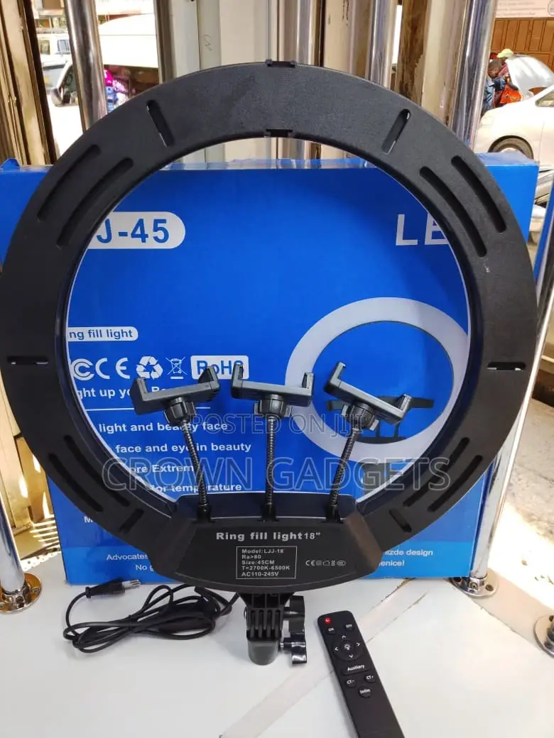 LJJ-45 Led Ring Light With 3 Phone Holders for Live Streaming