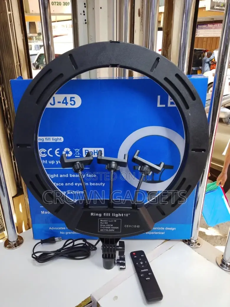Professional 18 Inch Ring Light Kit for Vlogging Beauty