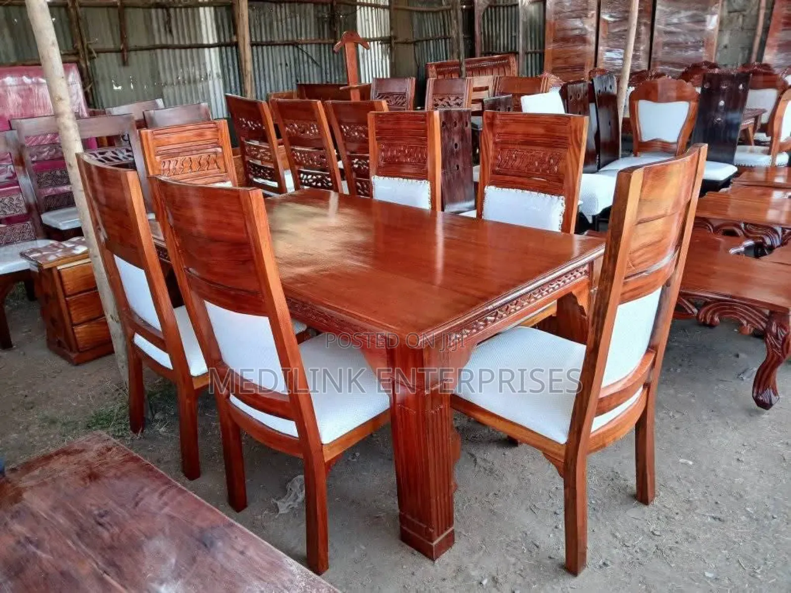Wooden Mahogany Vanish 6-Seater Dinner Table Set