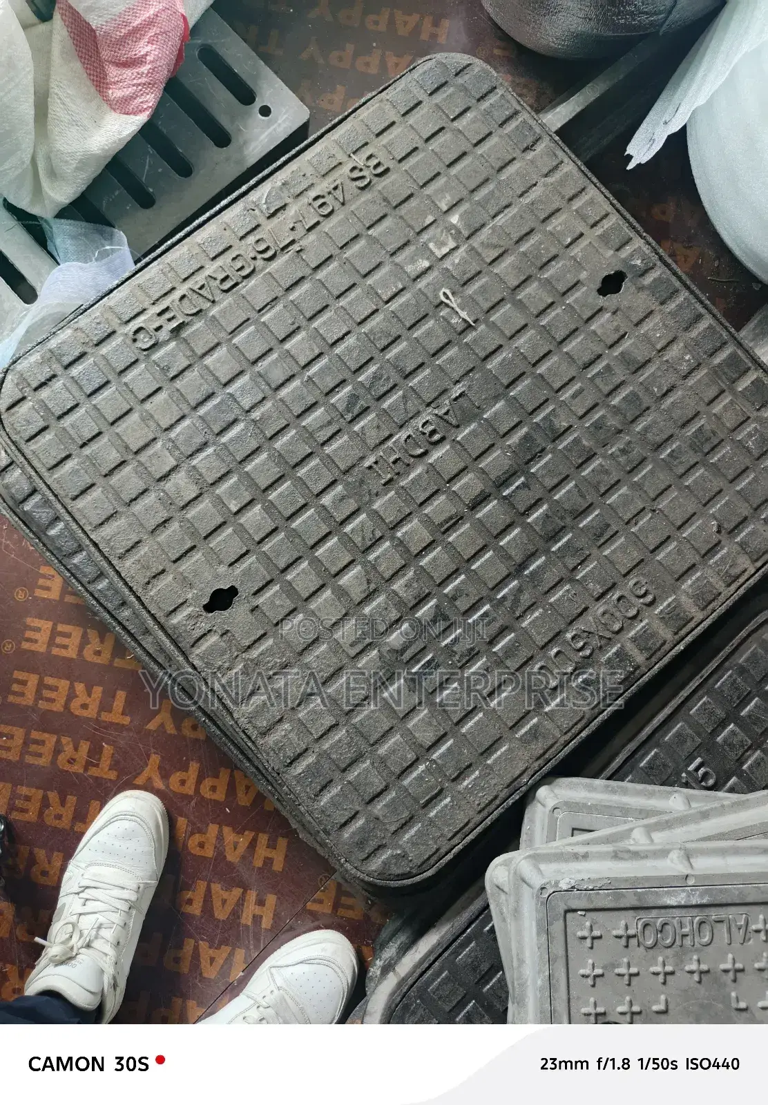Cast Iron Manhole Cover Medium Duty 24*24