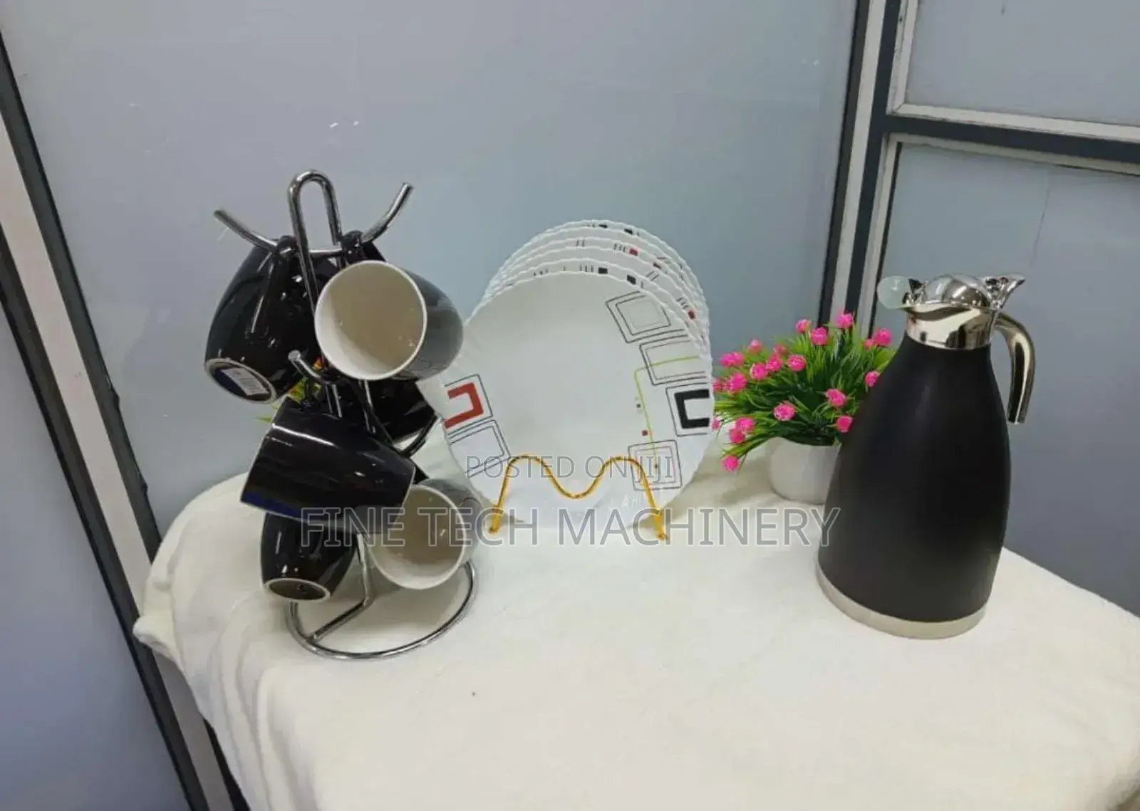 13 Piece Ceramic Dinner Set