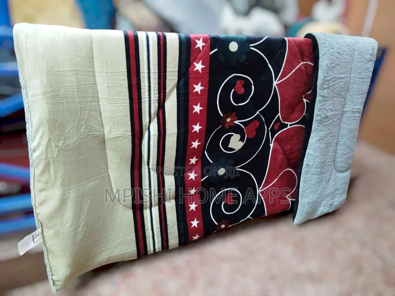 4pcs Floral Cozy Woolen Duvet Set