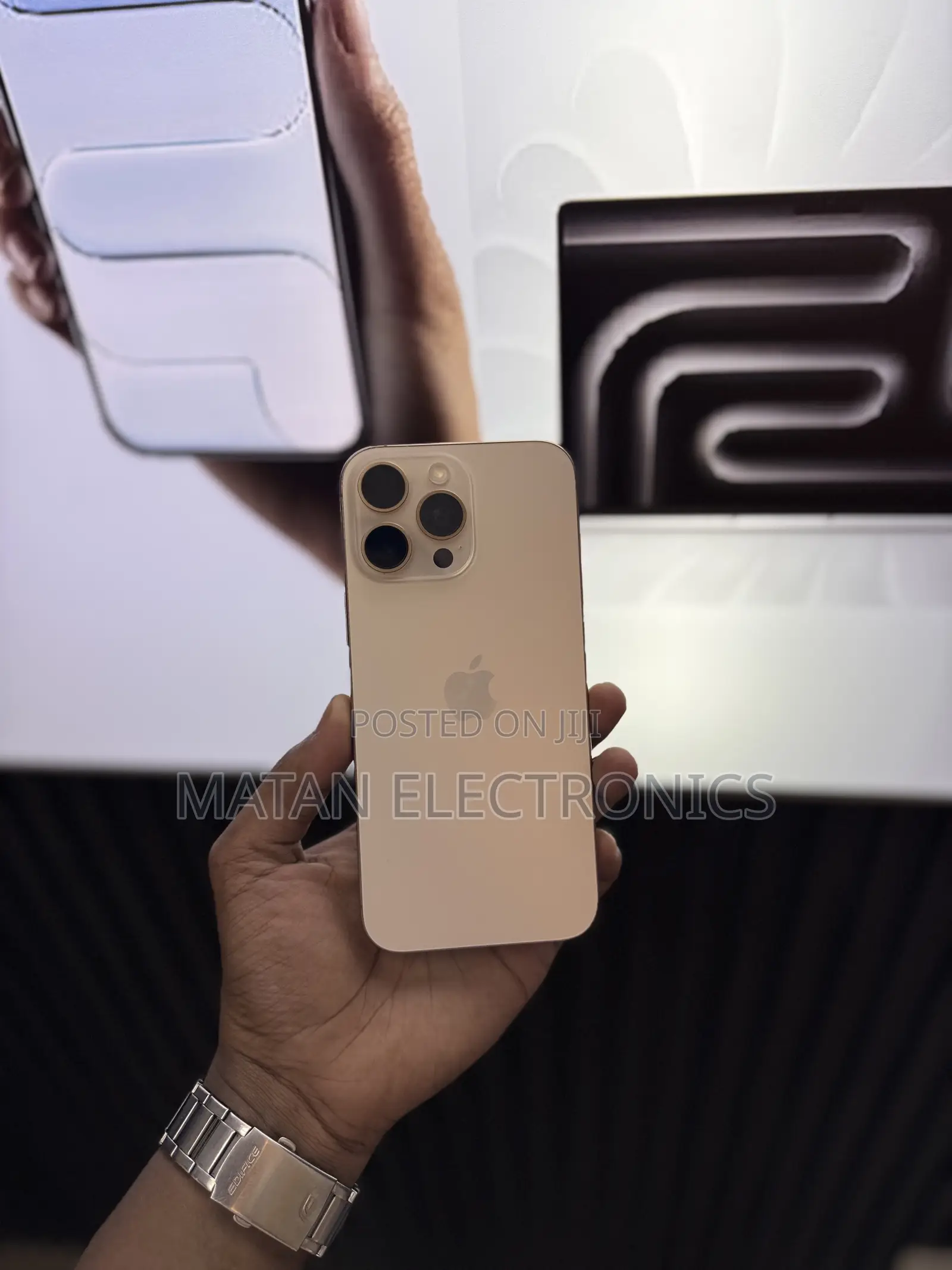 New Apple iPhone 16 Pro Max 256 GB Gold