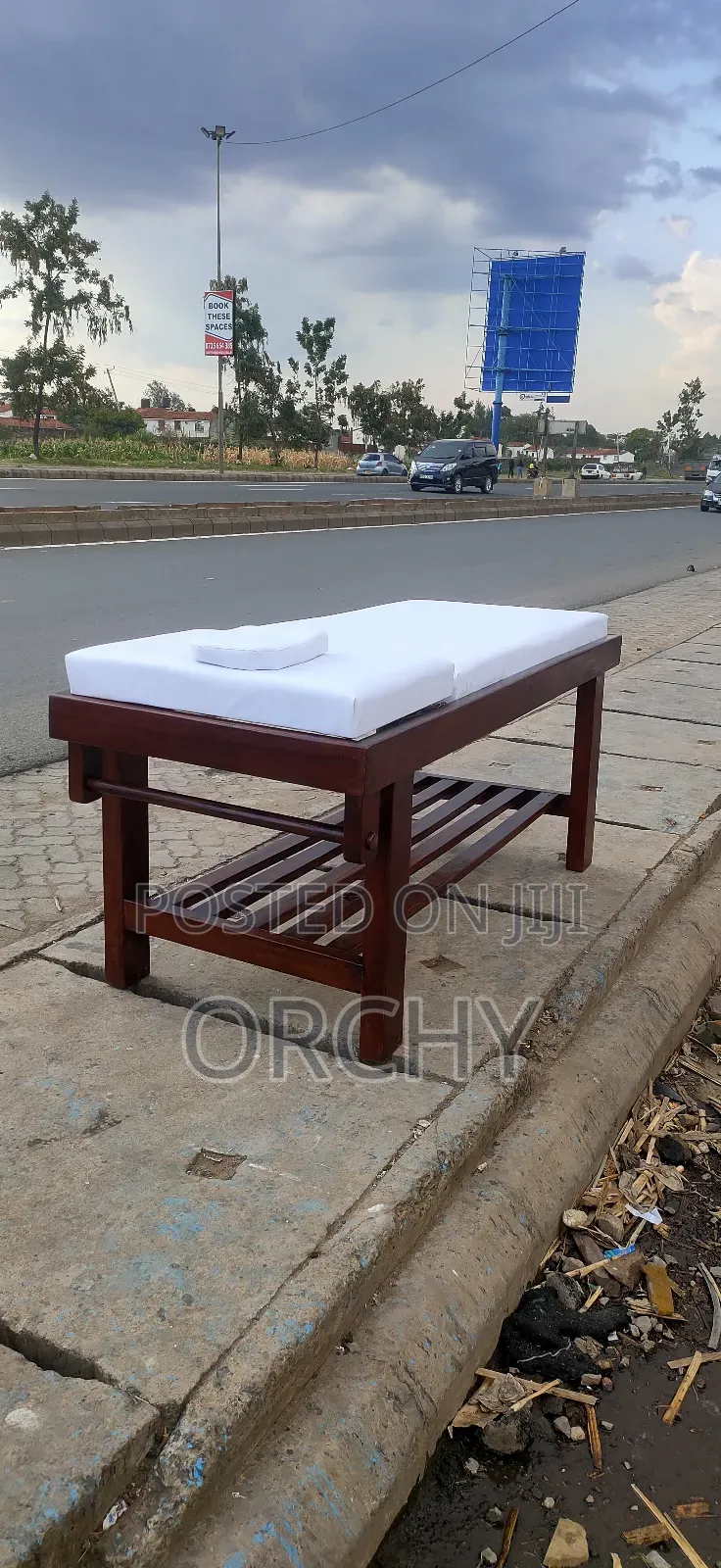 Mahogany Wooden Massage Bed