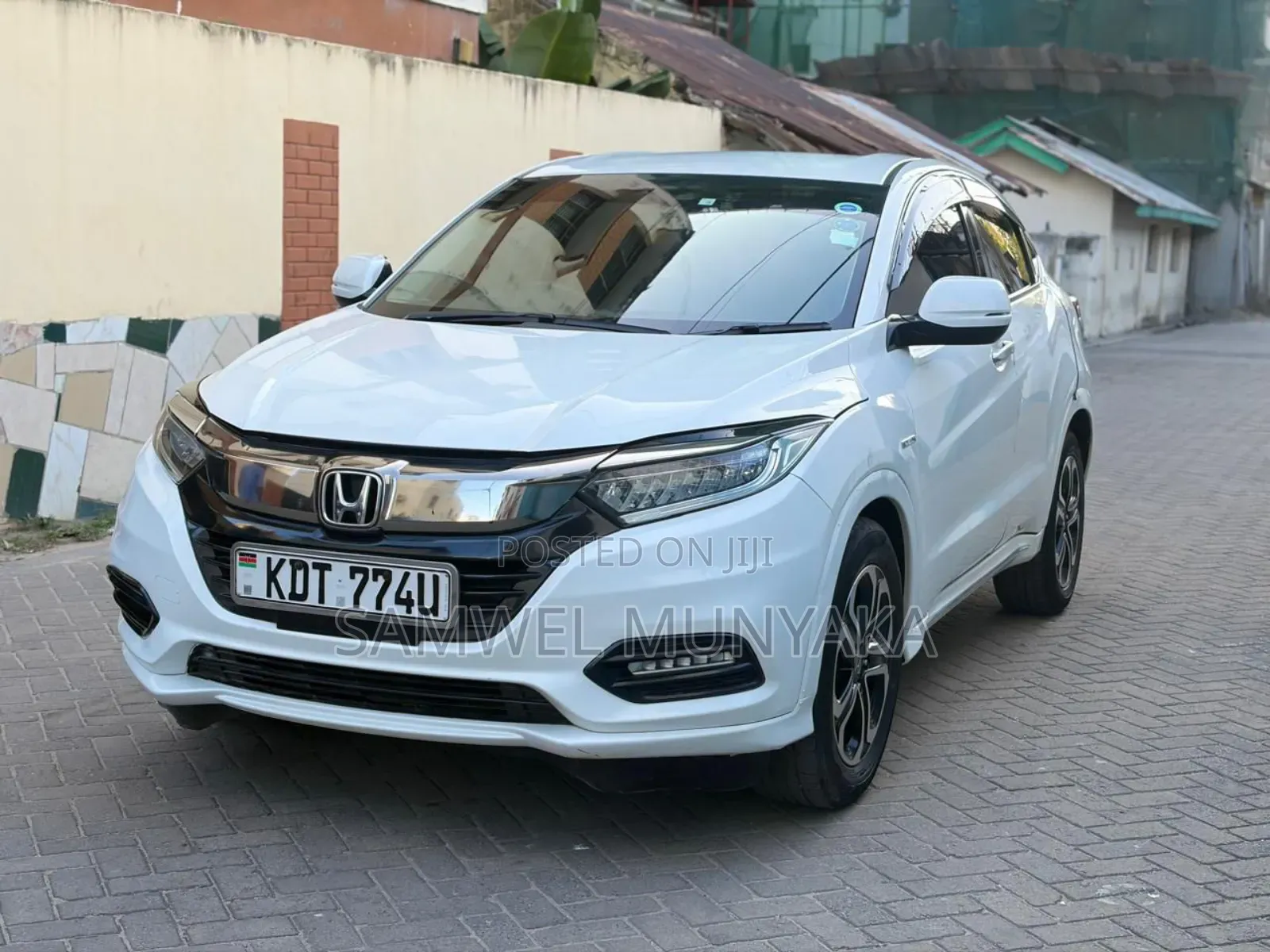 Honda Vezel 1.5 Hybrid 4WD 2018 Pearl