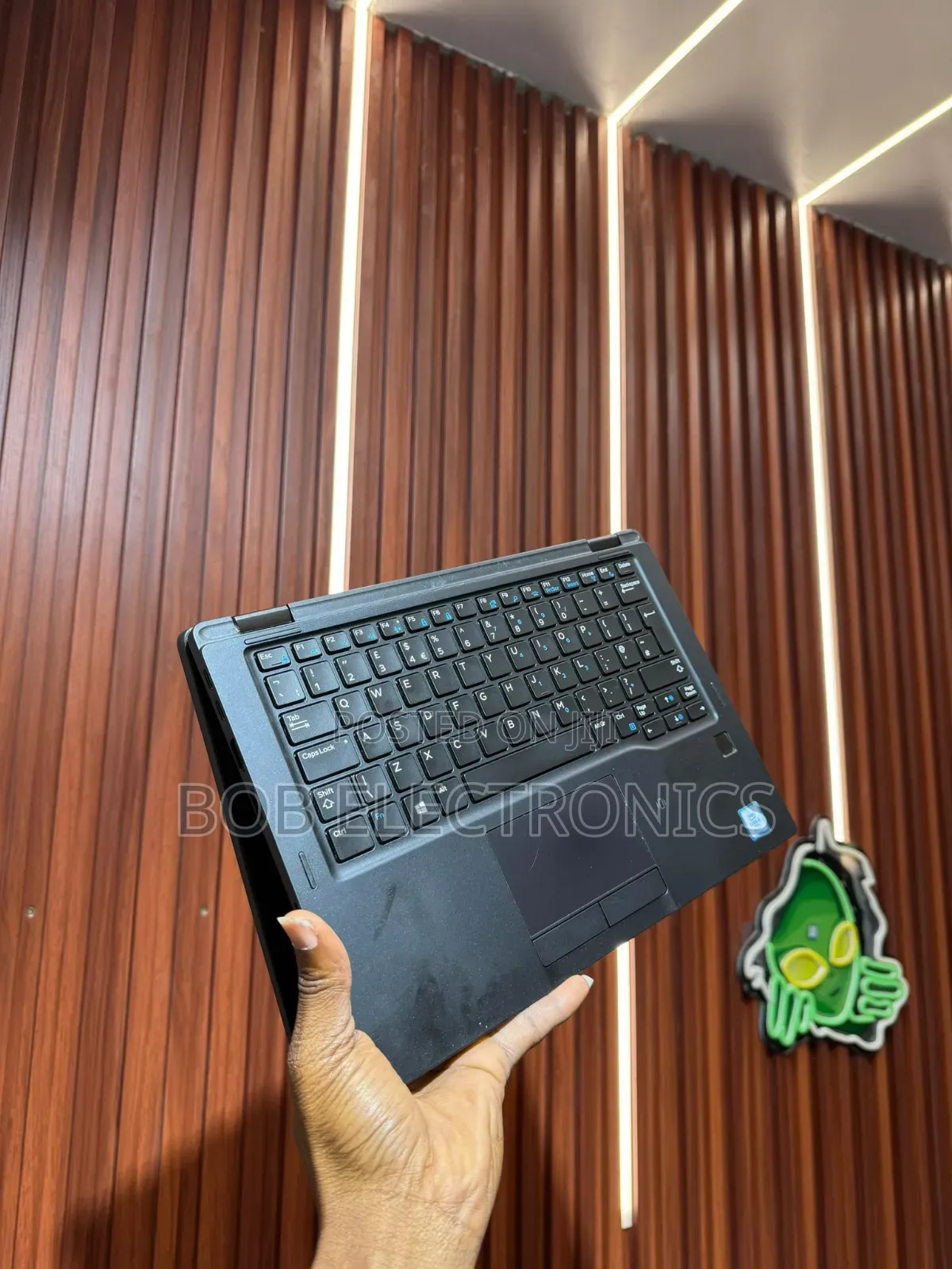 Laptop Dell Latitude 7390 8GB Intel Core i5 SSD 256GB