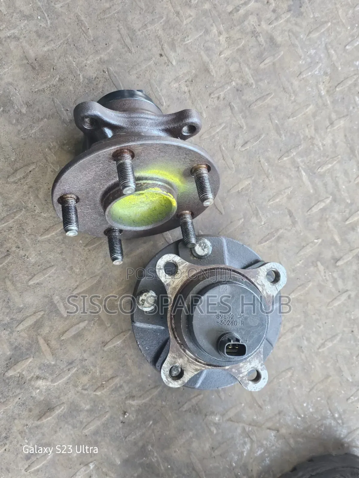 Front Hubs Toyota Mark X 2wd