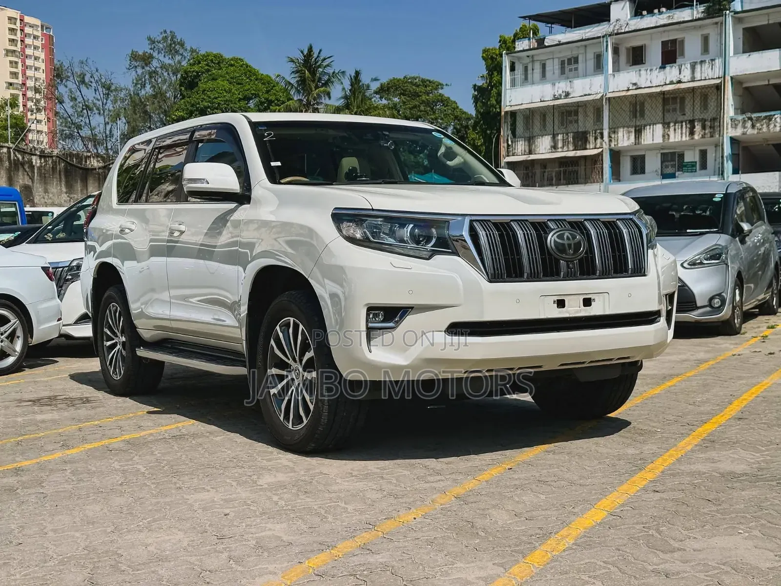 Toyota Land Cruiser Prado 2.8 2020 White