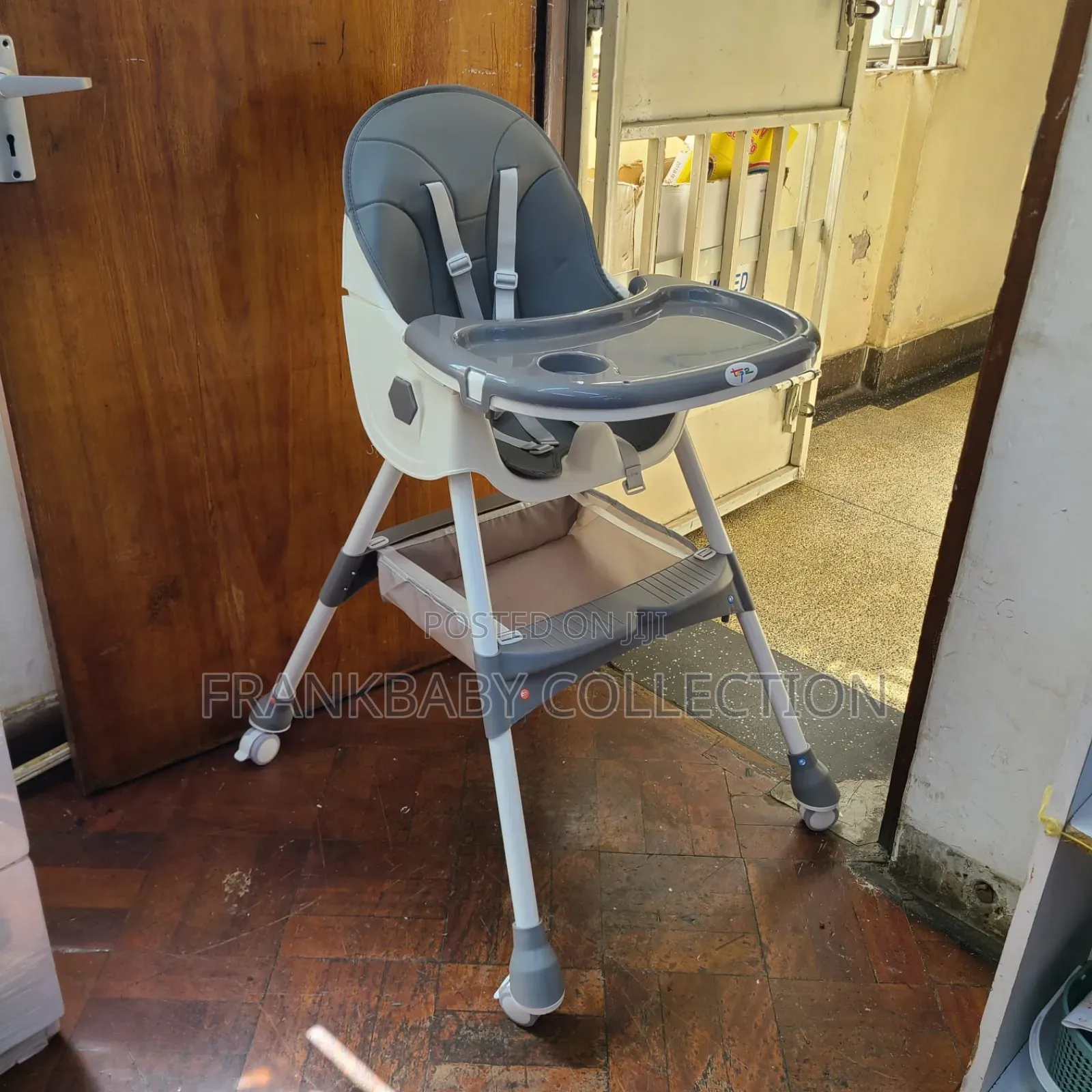 Adjustable Baby Feeding High Chair. Baby Chair.