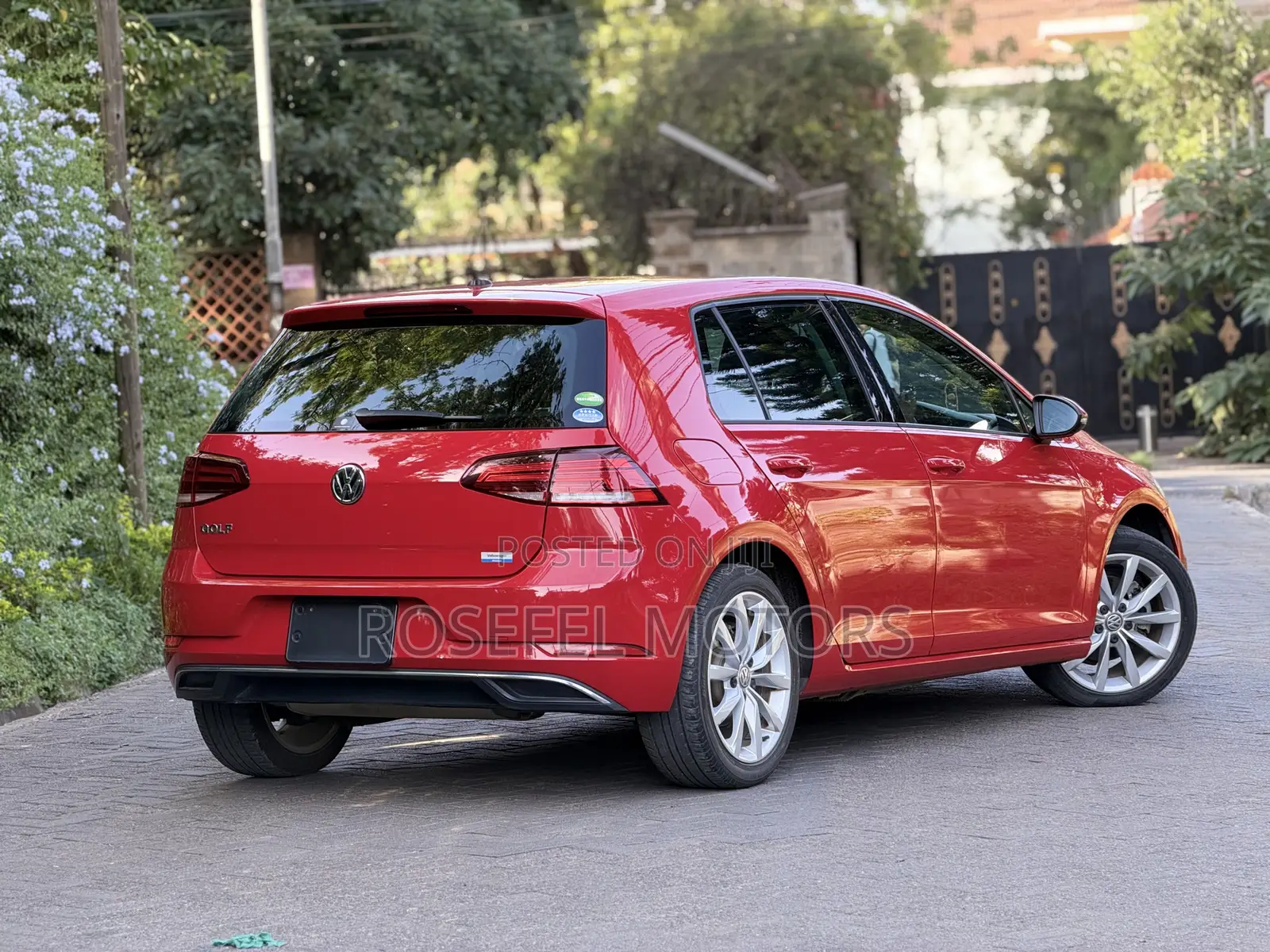 Volkswagen Golf 2018 Red