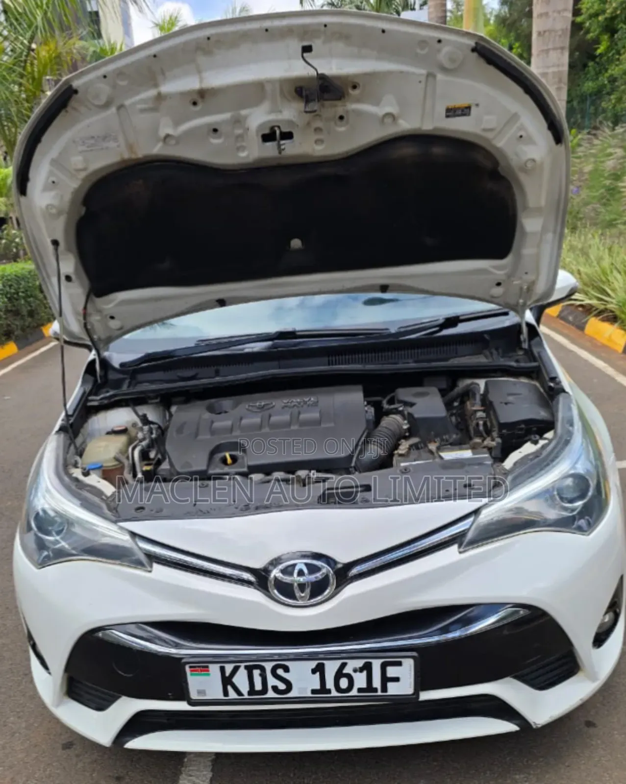 Toyota Avensis 2016 White