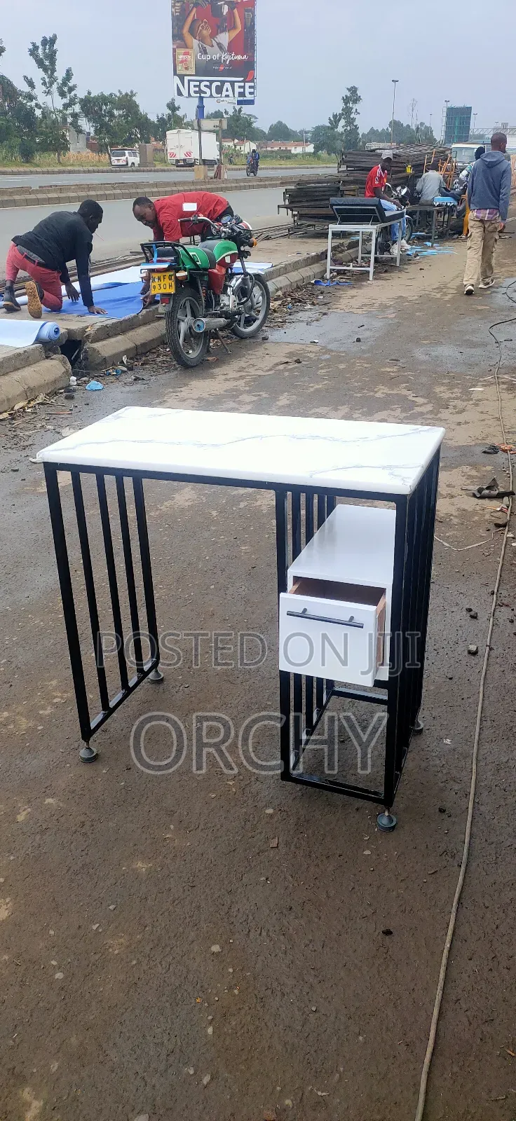 Manicure Table/ Nail Table