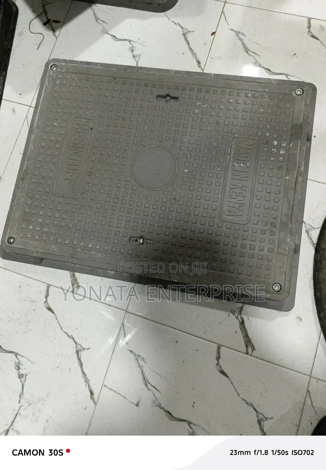 Fibre Rectangular Lockable Manhole Cover 12.5t
