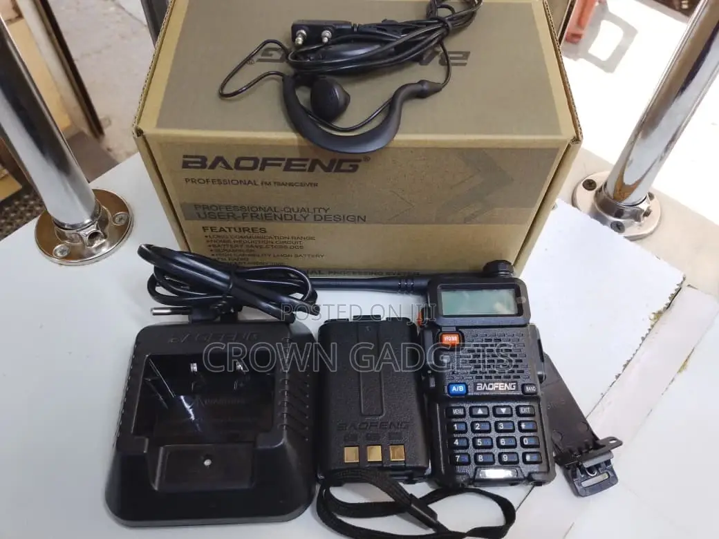 Baofeng Uv-5r Dual Band Handheld Radio With Led Torch