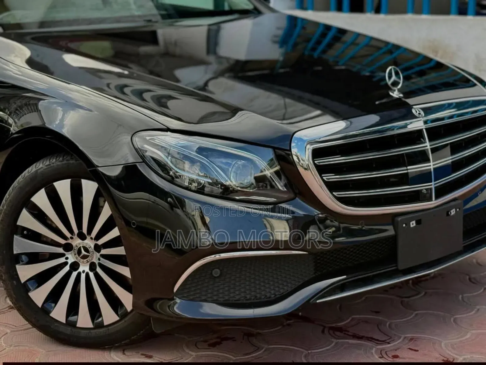 Mercedes-Benz E400 2019 Black