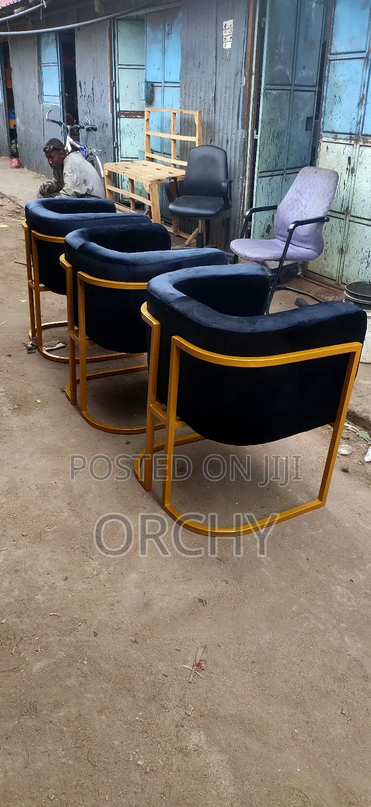 C Shaped Nail Seats