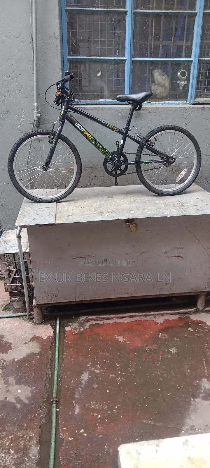 Ex Uk Size 20 Bicycle, Apollo Switch for 6-7 Yr Old