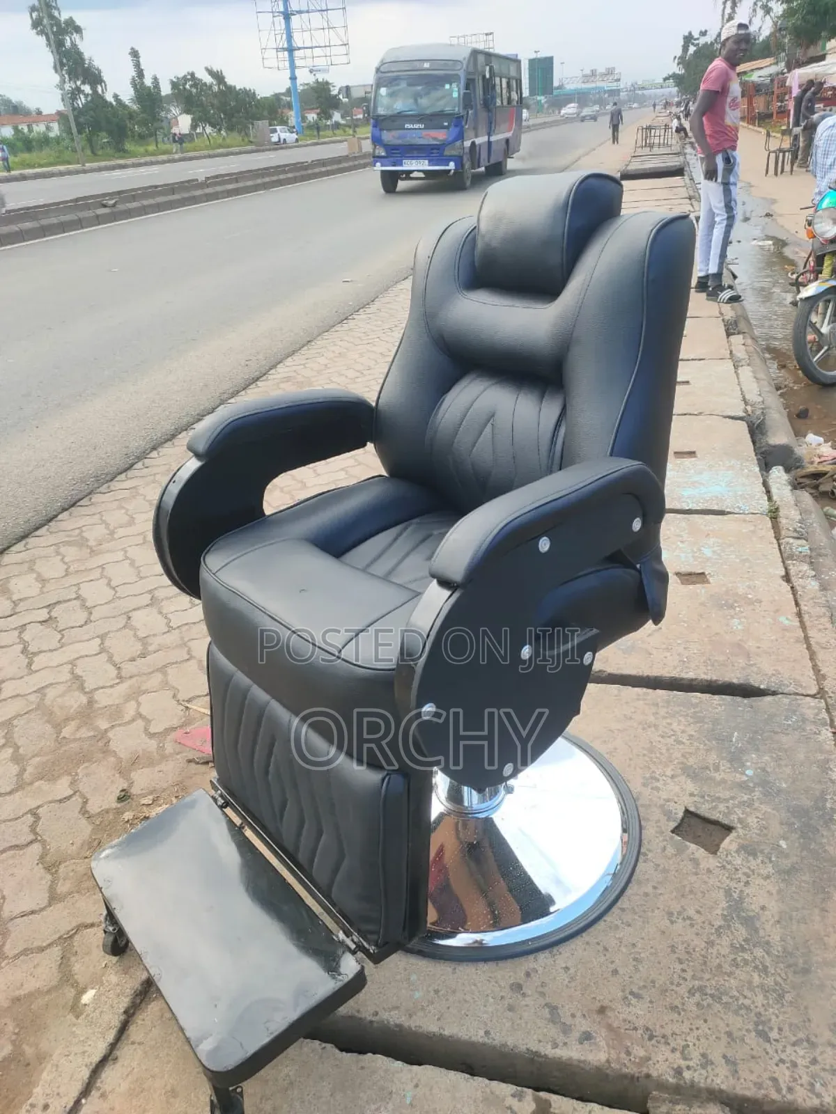 Adjustable Barber Chair