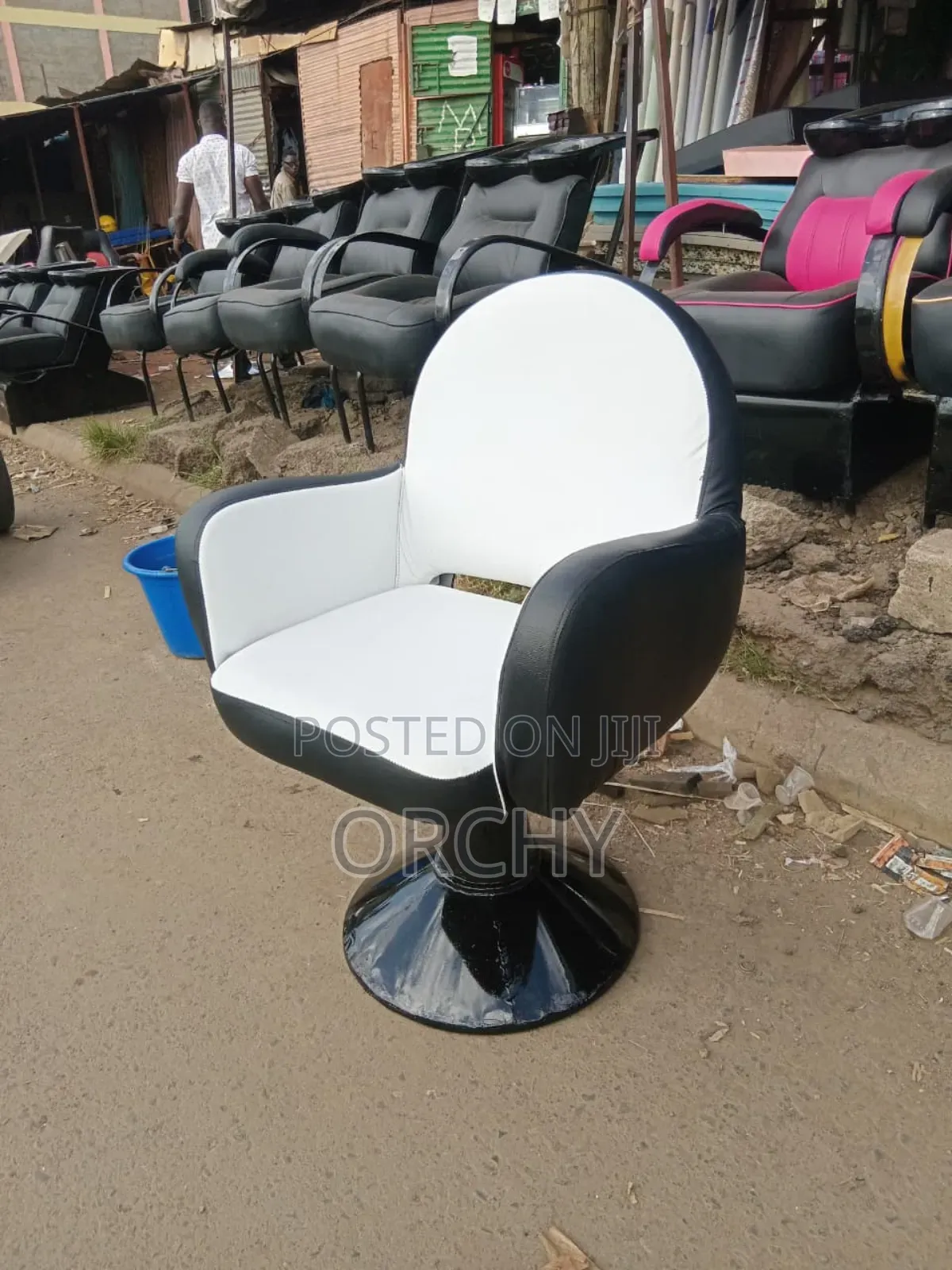 Local Salon Seats/ Styling Seat