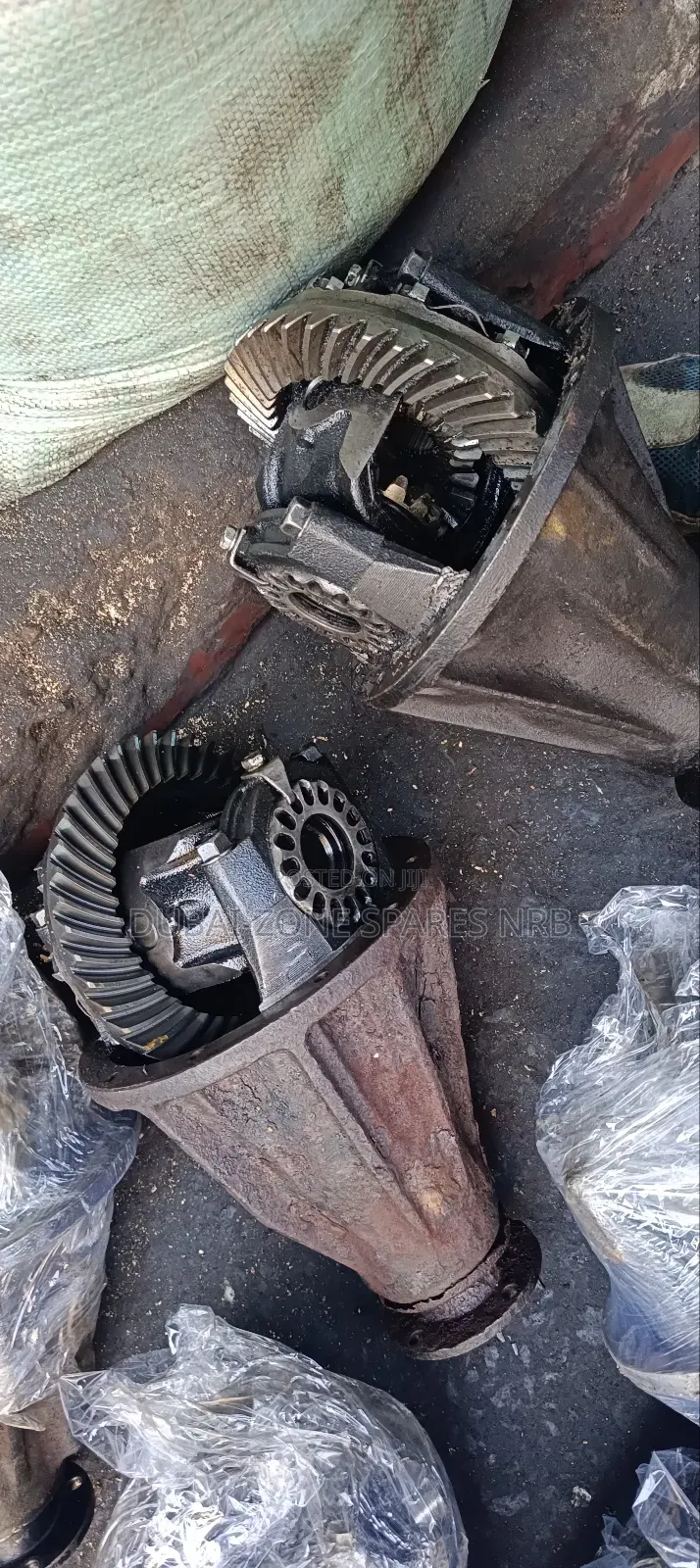 Rear Differentials Hiace 7l, Hilux D-4d,5l.