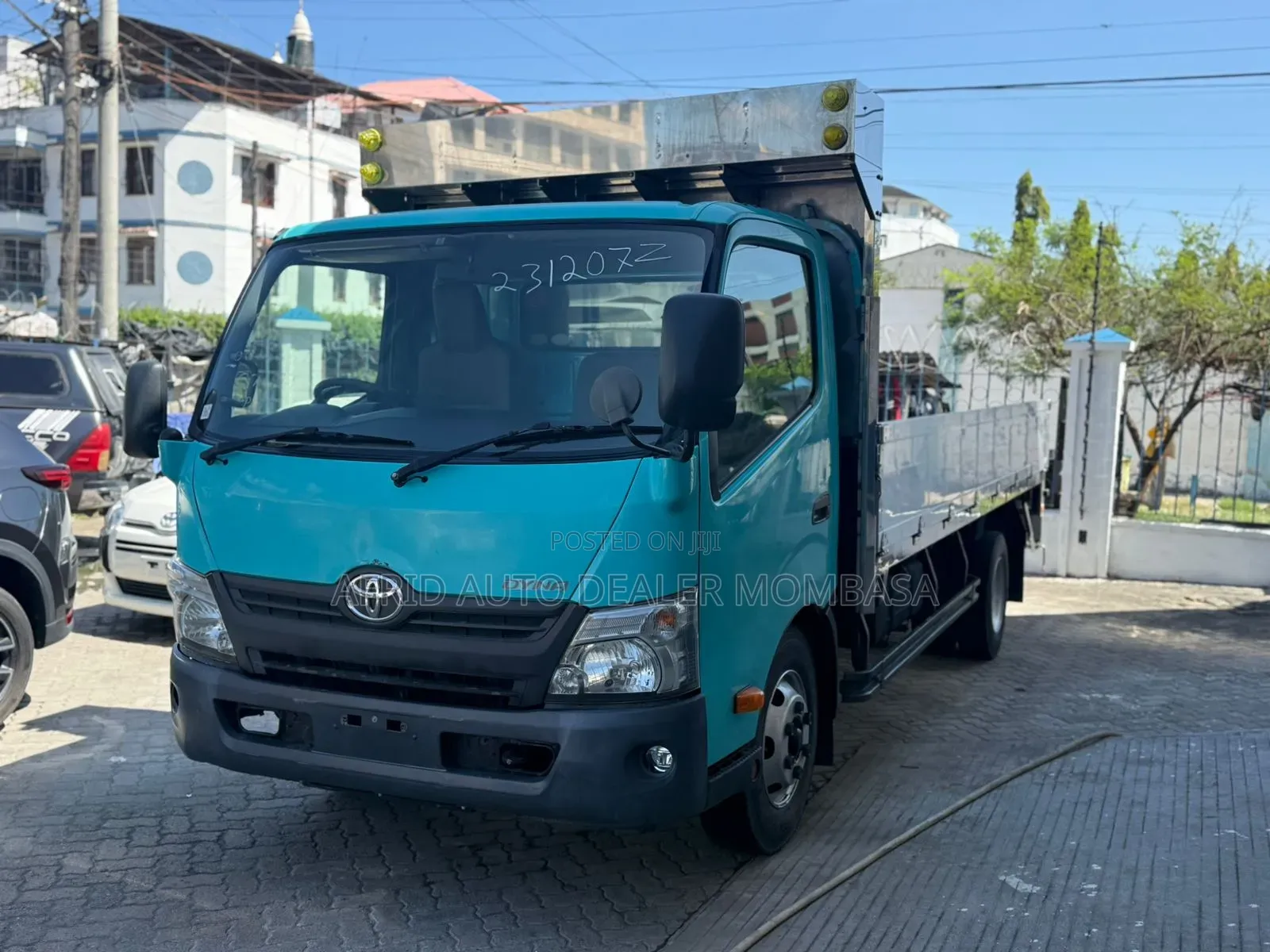 Dyna 5tonnes 4000cc Manual Diesel