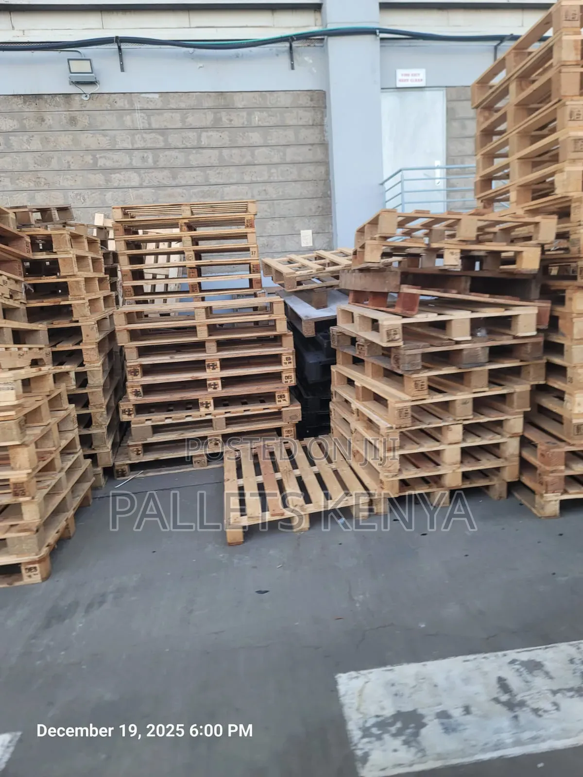 Eco-Friendly Wood Pallets-Low Impact Pallet Environmental Friendly.9