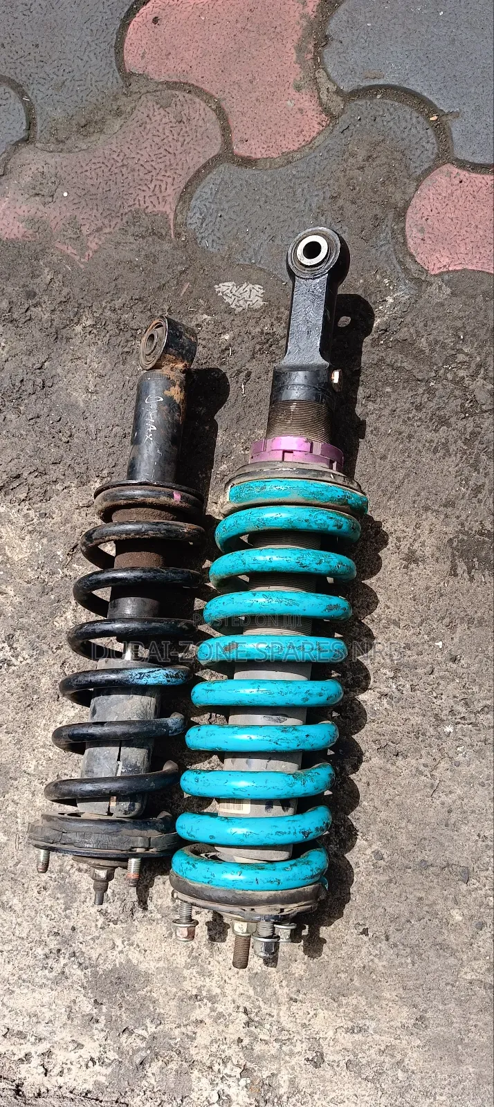 Front Shocks Complete Ford Ranger.