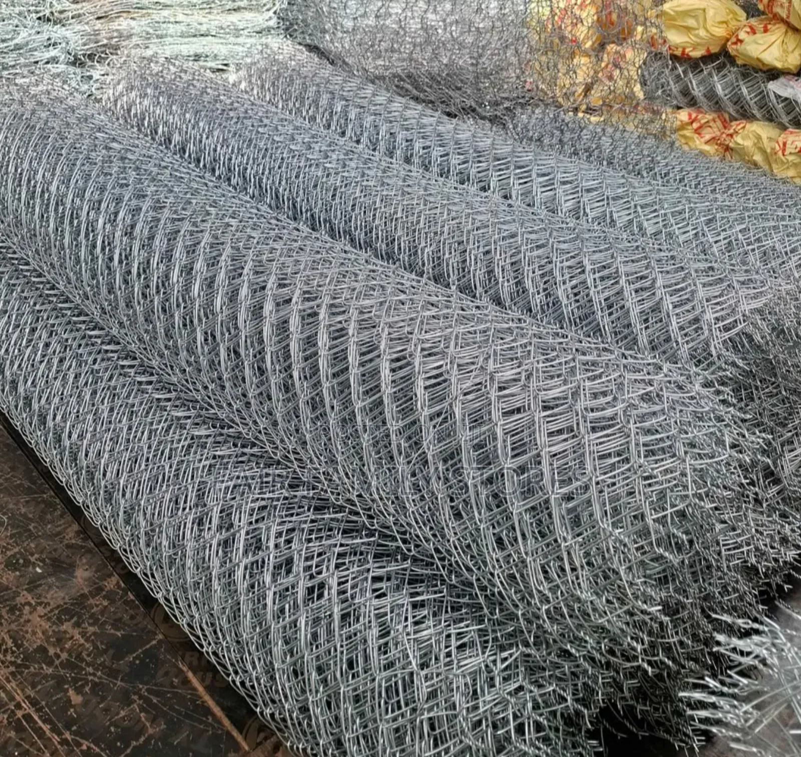 12.5g Galvanised Chainlink Fencing Wire 6ft * 18mtrs