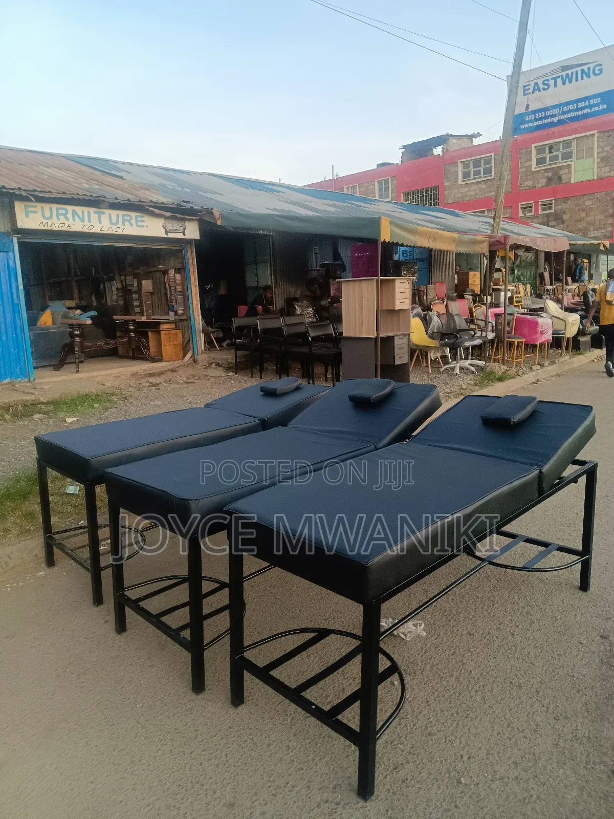 Massage High Quality Black Beds