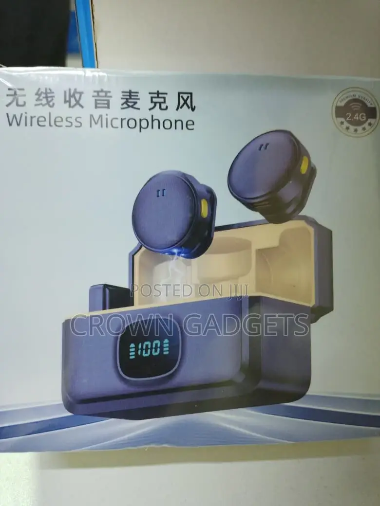 Q8 Dual Wireless Microphone With Led Charging Case