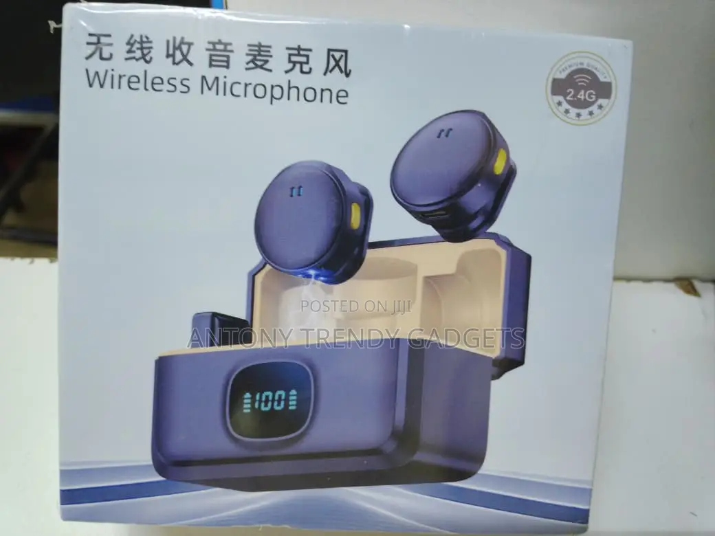 Q8 Dual Portable Wireles Lavalier Microphone System With Charging Case