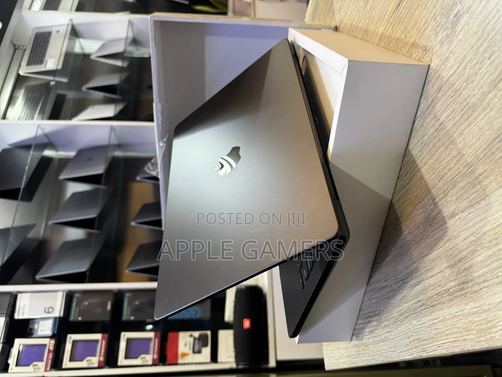 Laptop Apple MacBook Pro 2024 M4 14-Inch 24GB Apple M4 Pro SSD 512GB