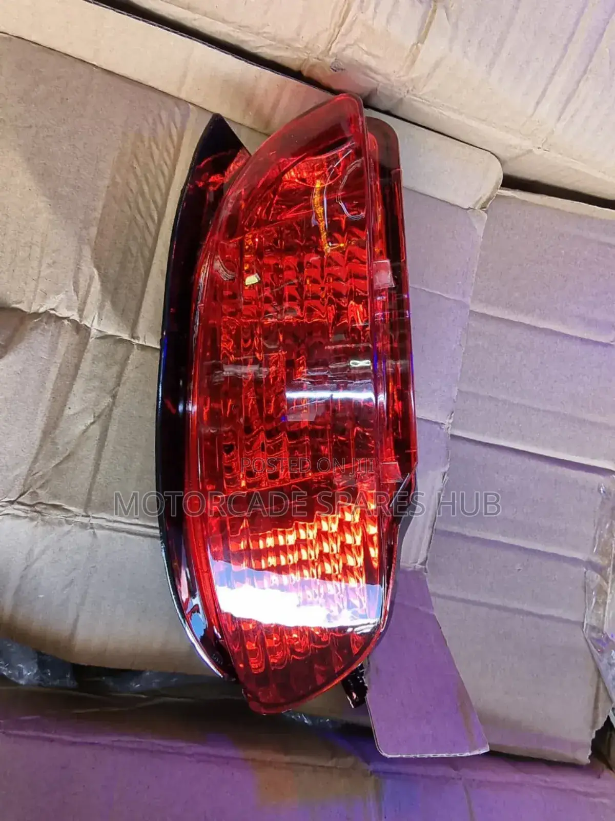 Toyota Harrier 240 Bumper Reflector