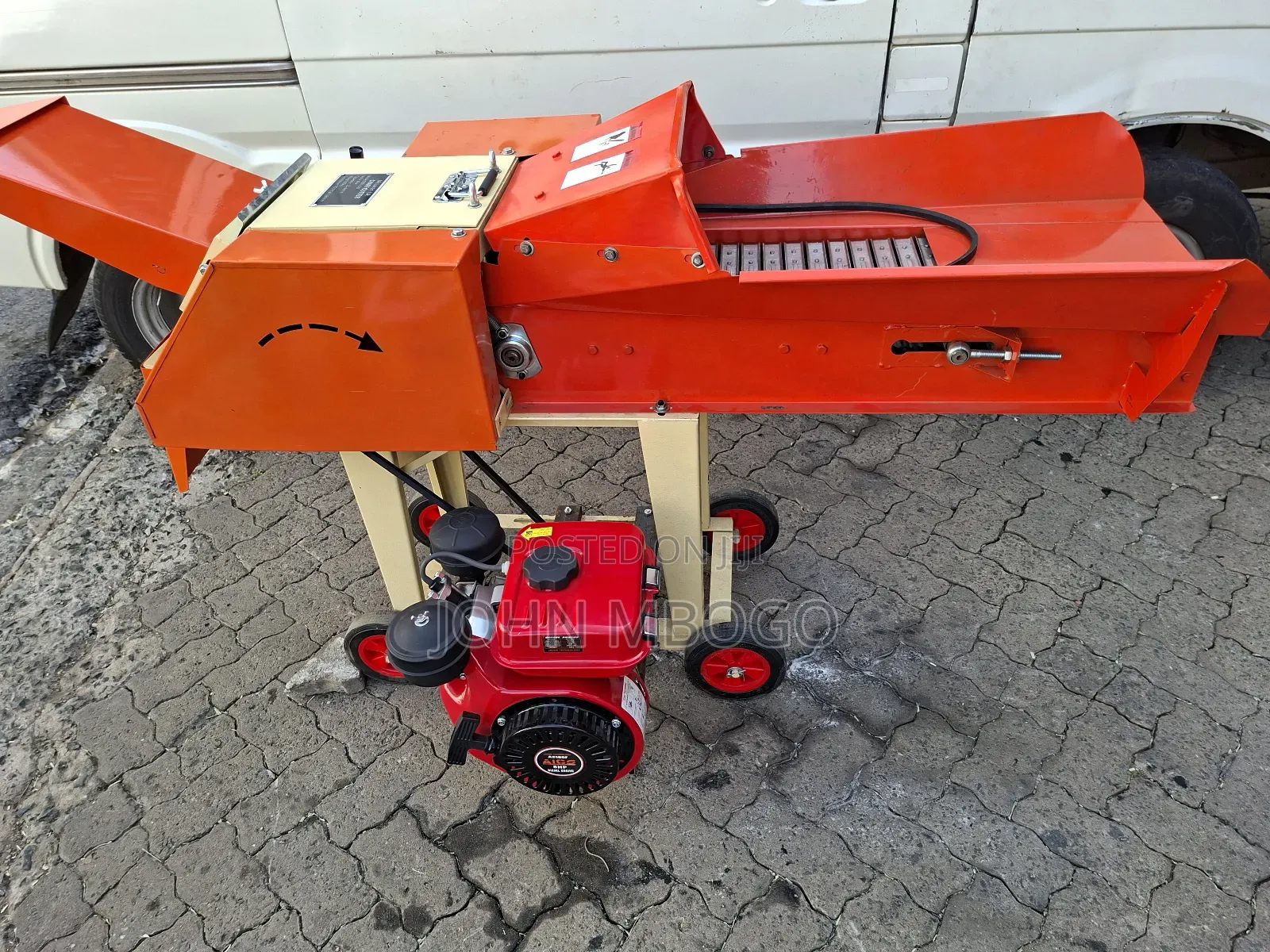 Feed Chopper Grinder/ Chaff Cutter - 4 Ton Capacity.