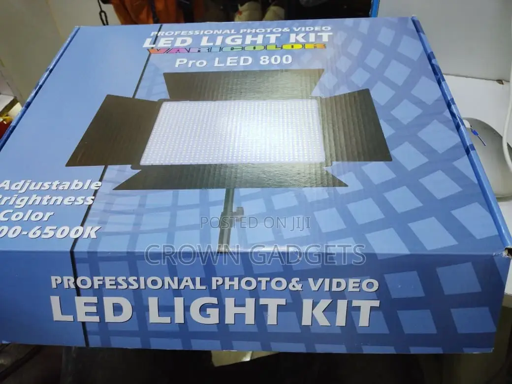 Pro Led 800 Studio Video Light With Stand – Bi-Color