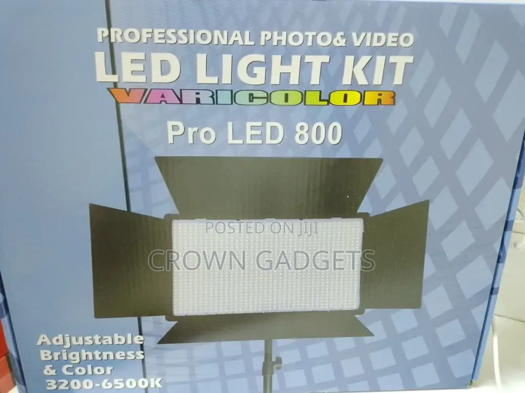 Pro Led 800 Bi-Color Studio Light for Photos Videos