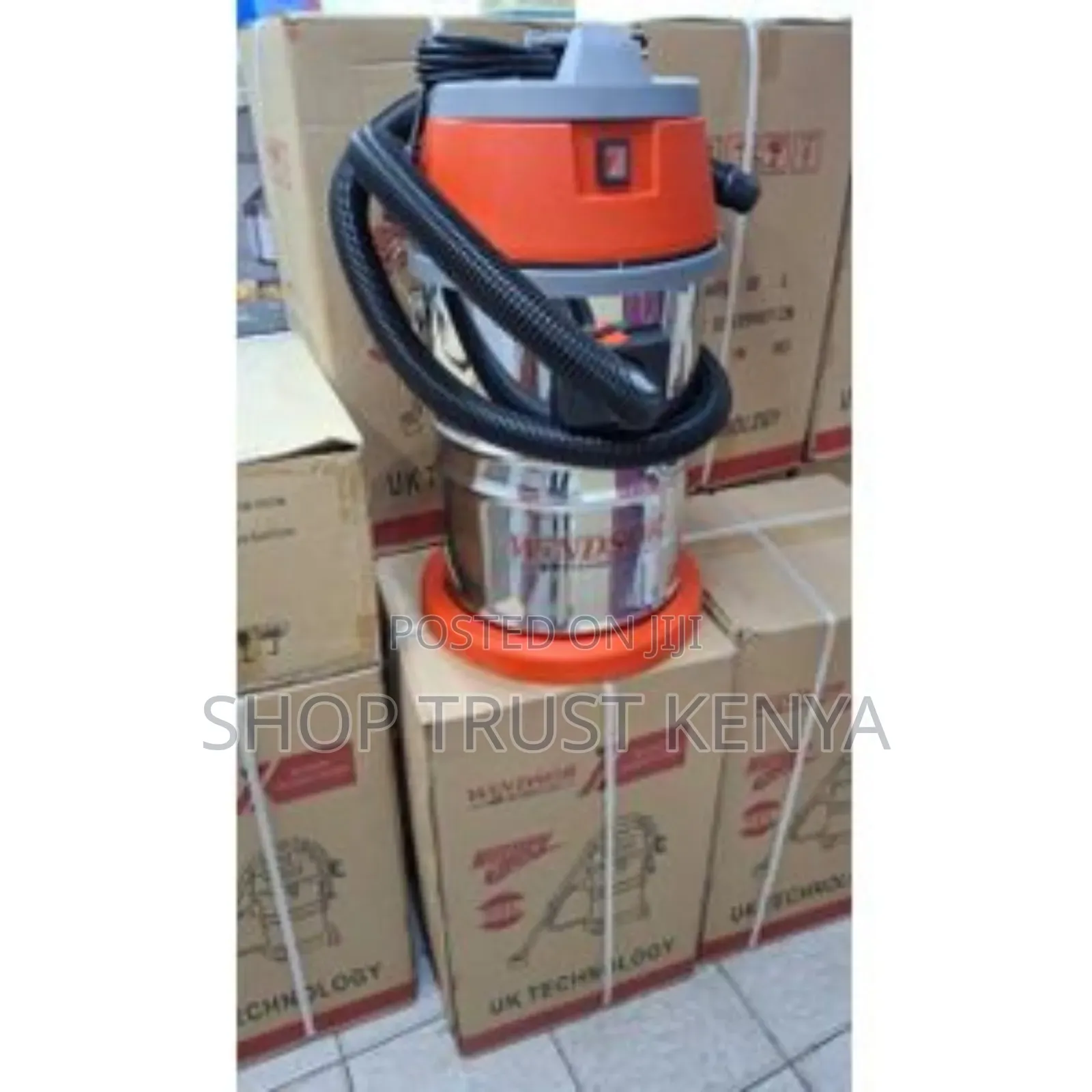 Windsor Vacuum Cleaner Wet and Dry 20l