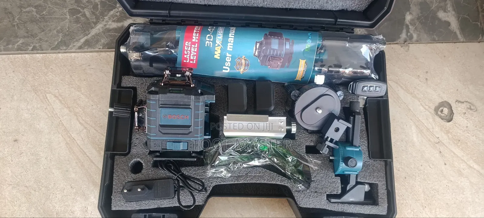 Bosch Cordless Laser Level/Bosch Laser Level With Tripod Stand
