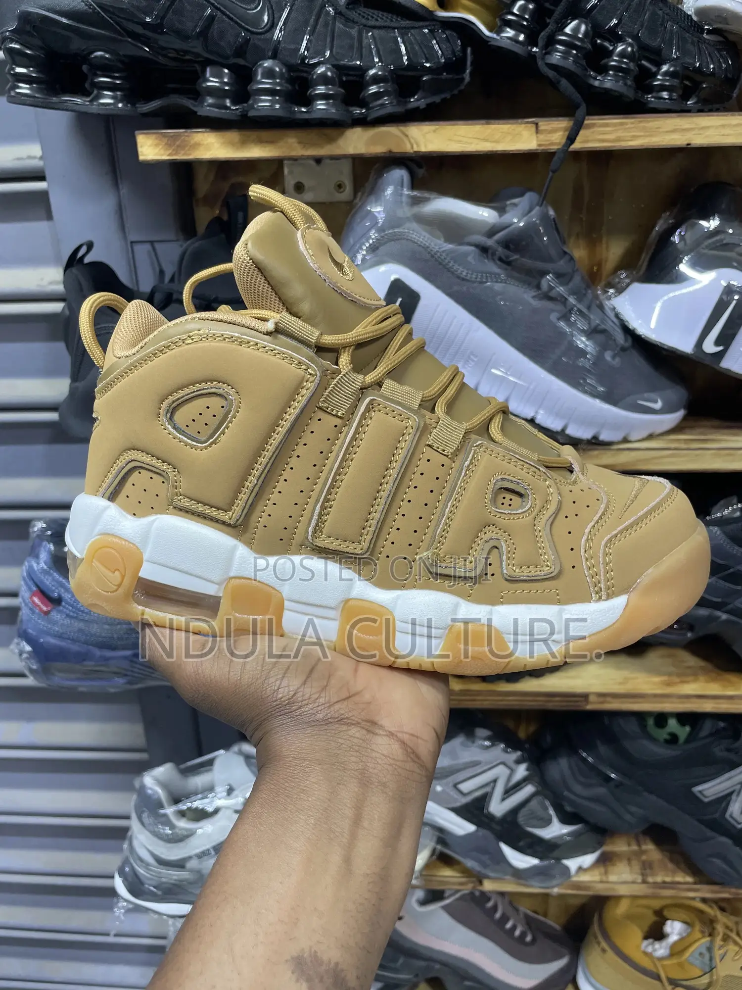 Nike Uptempo
