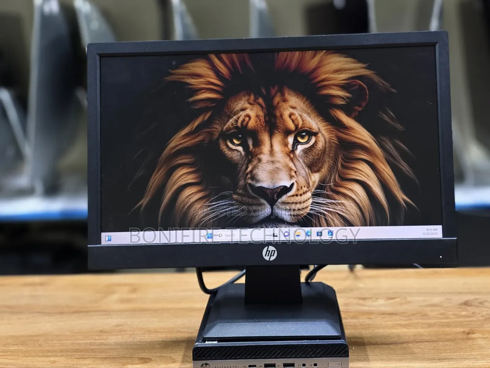 Desktop Computer HP EliteDesk 705 8GB AMD Ryzen SSD 256GB