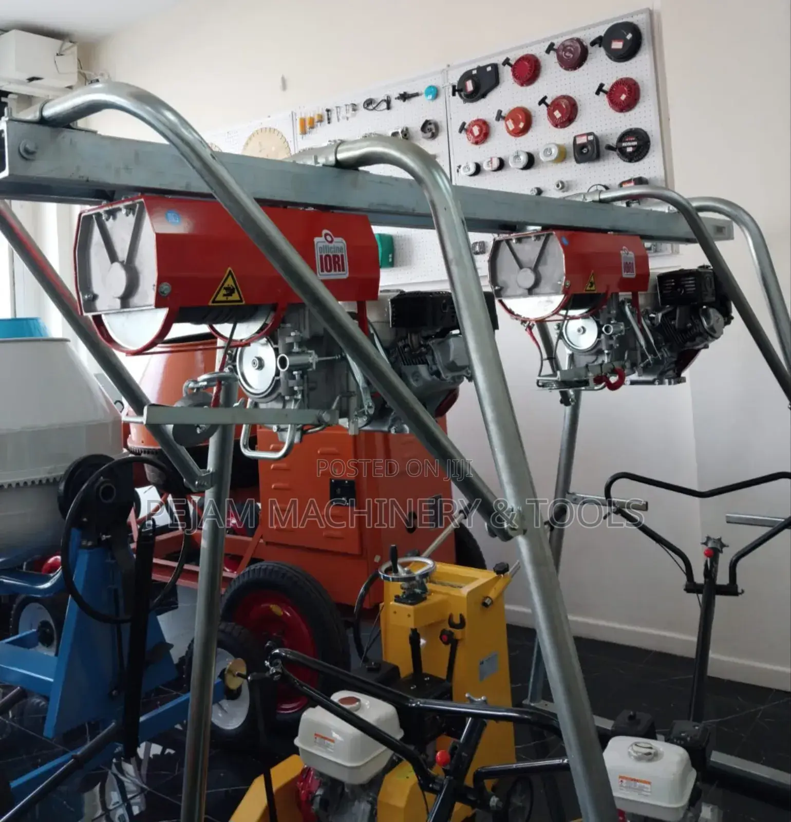 Iori Italy 1tonne/1000kgs Concrete Hoists Complete With Honda Engine
