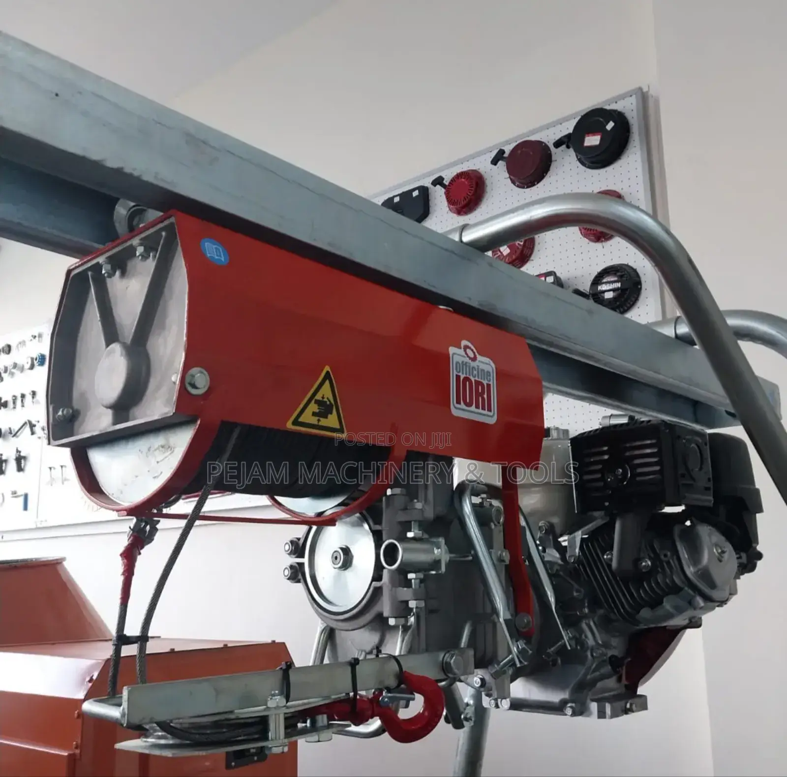 Iori Italy 1tonne/1000kgs Concrete Hoists Complete With Honda Engine